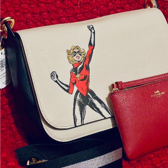 JES MESSENGER -MARVEL JESw/CAROL DANVERS